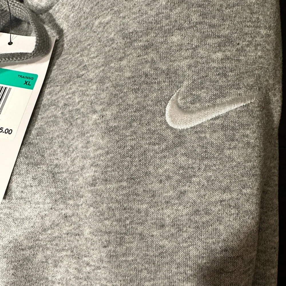 Nike Hoodie - Picture 2 of 5
